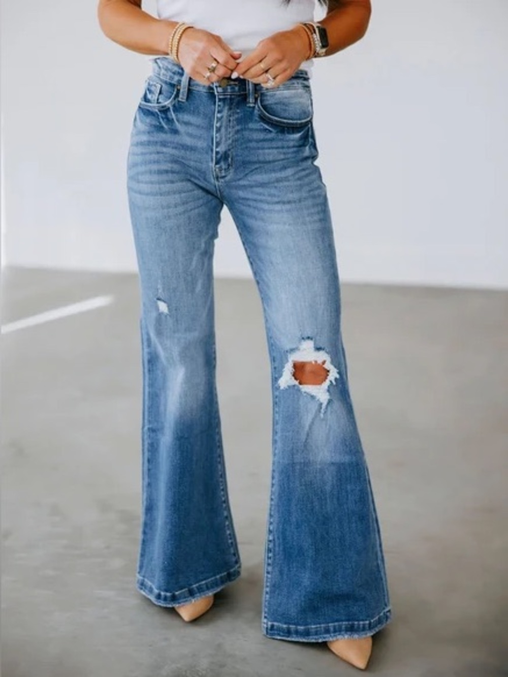 Altard State Light-wash Flare Jeans
